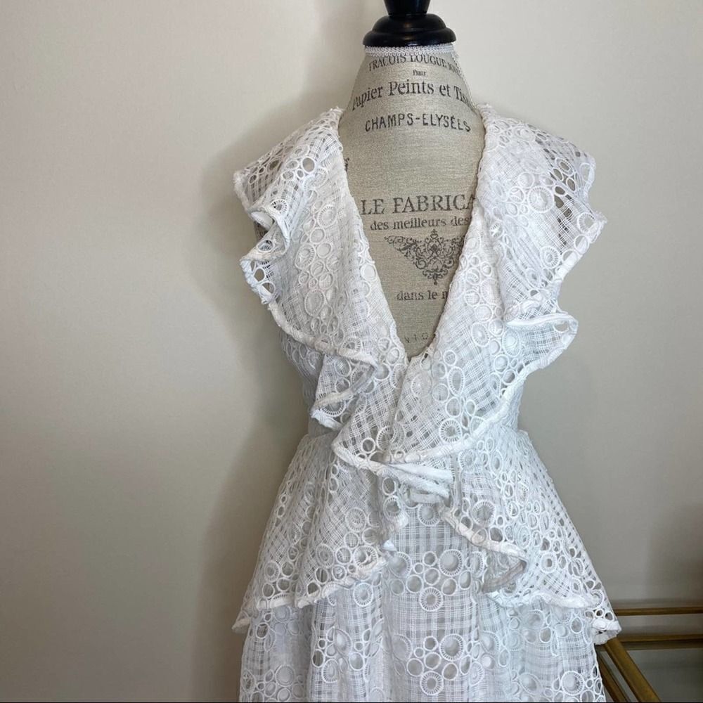 ELLIAT White Lace Mini Ruffle Interlude Style Mini Dress MEDIUM - Picture 10 of 12